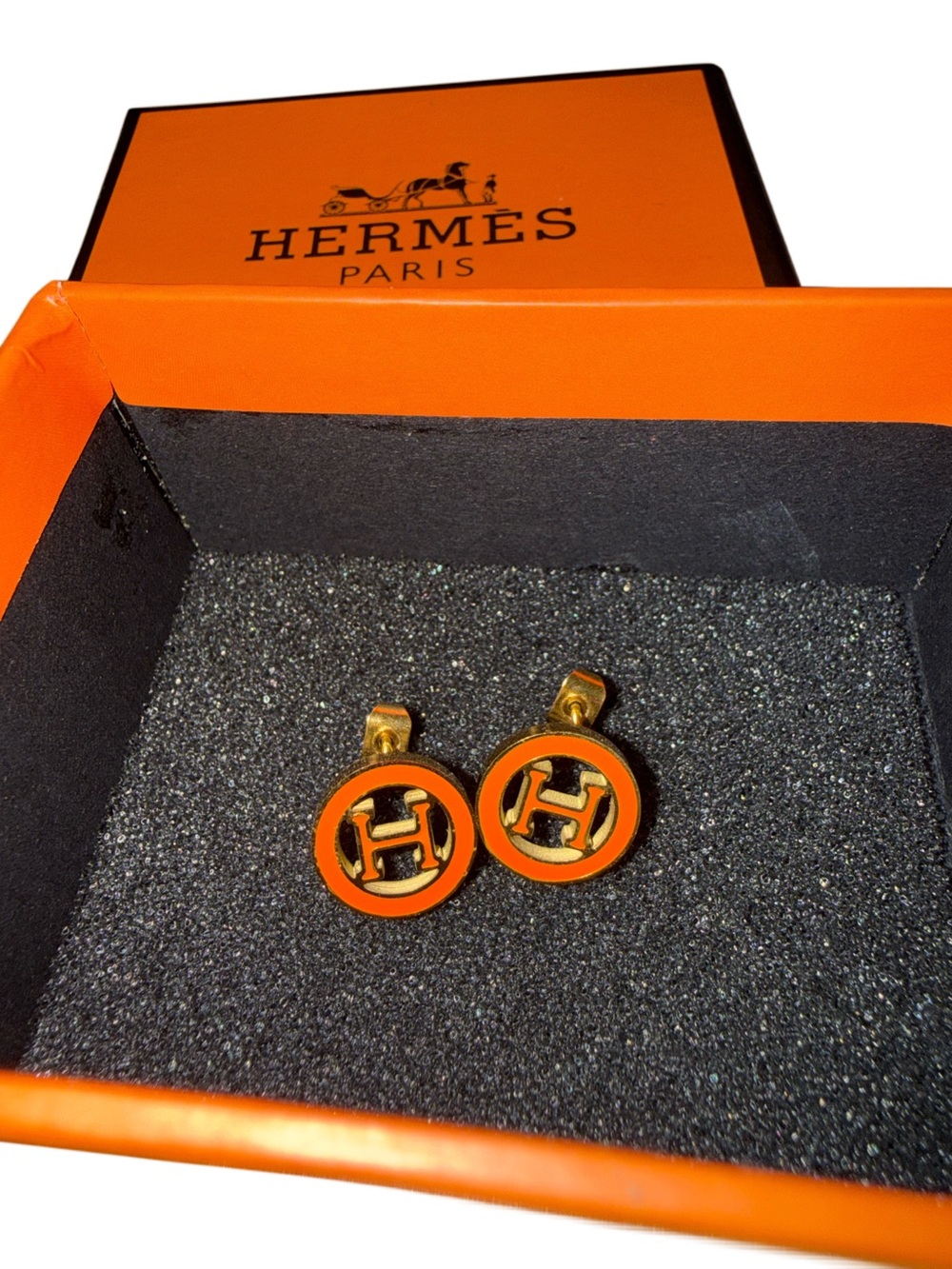 Orange H Style Stud Earrings Gold Tone Enamel Round Gift Box